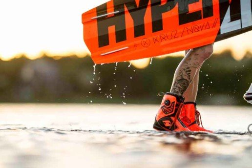 Equipo de wakeboard Hyperlite Kruz